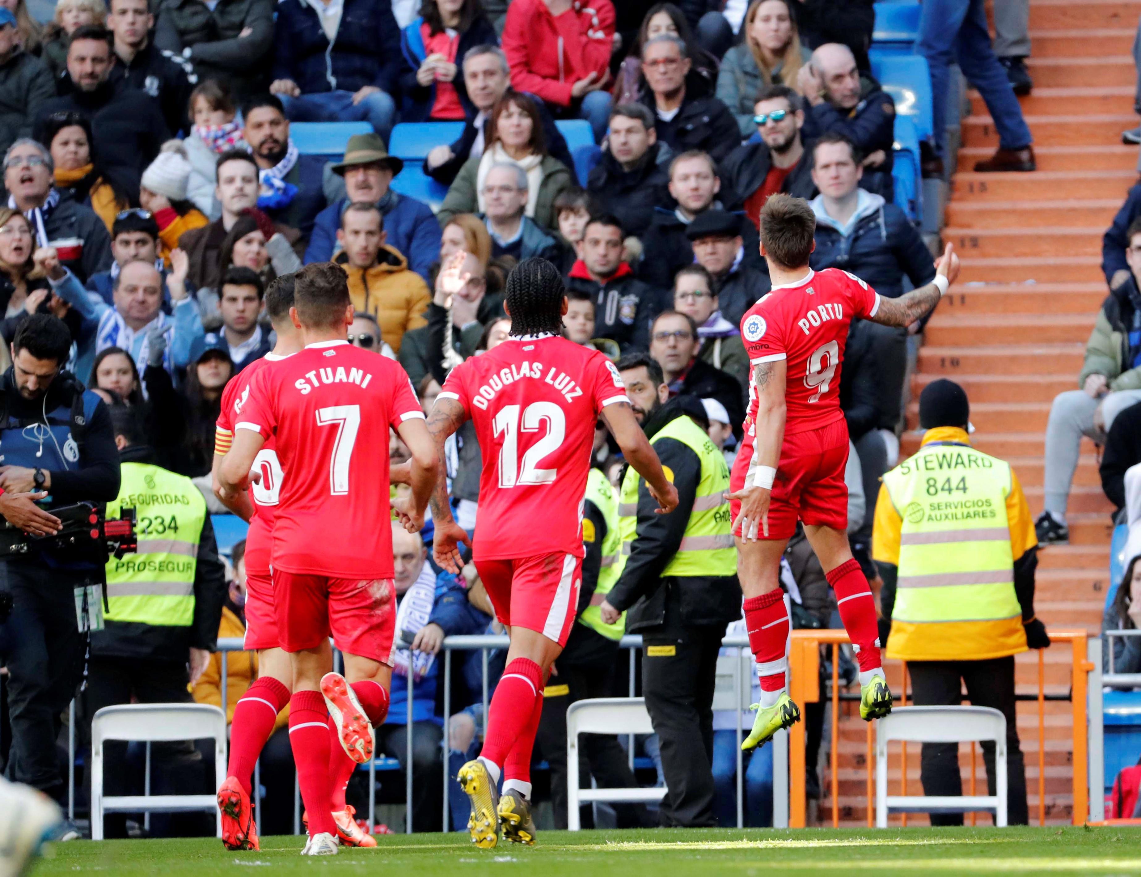 每个人都要 每个人都要